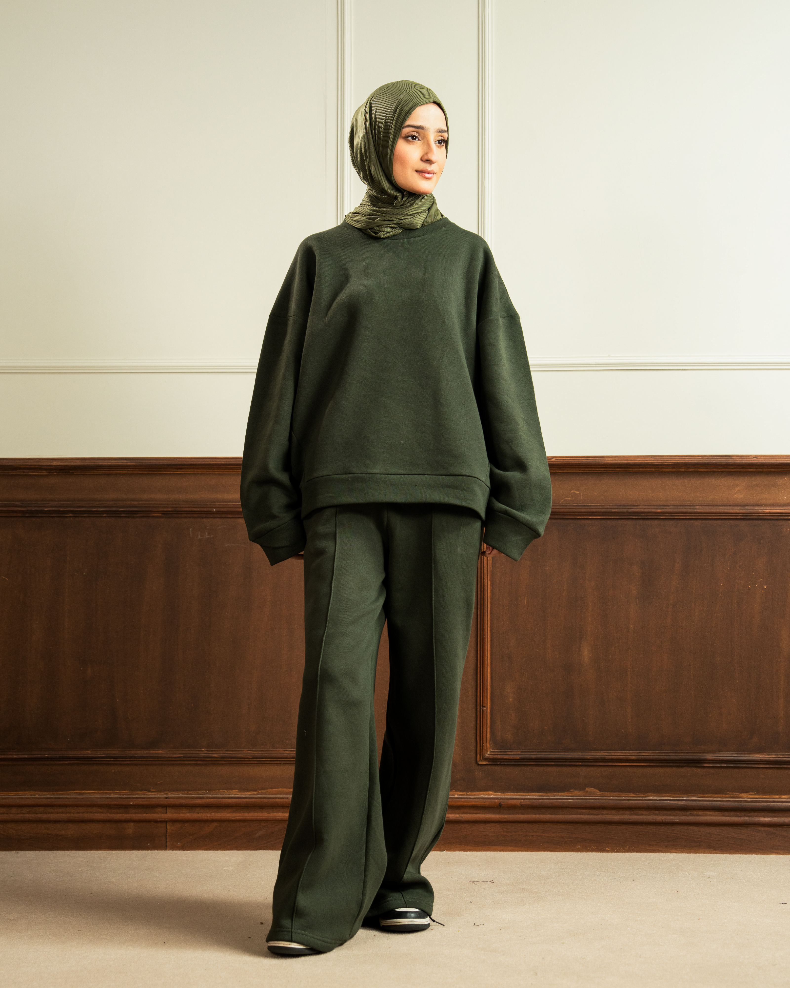 Sweatshirt | Wide Pleated Trouser | Dark Olive Green Co Ord